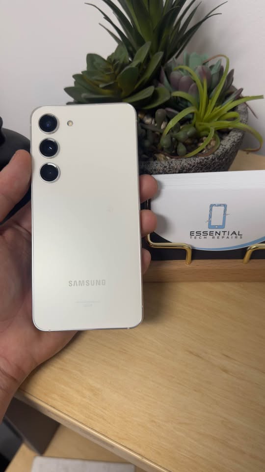 Samsung Galaxy S23 128GB Cream — Perfect Condition